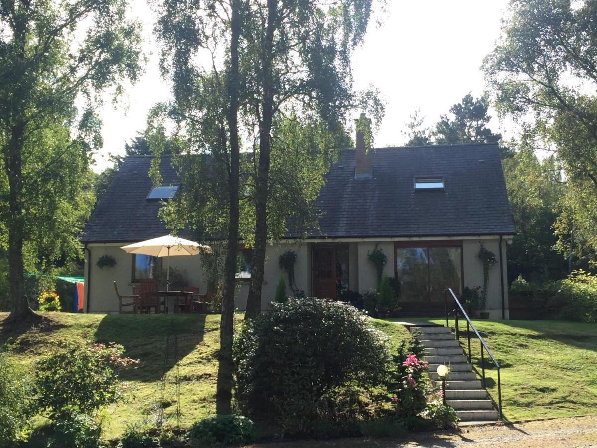 Daedalus Bed & Breakfast Muir of Ord Buitenkant foto